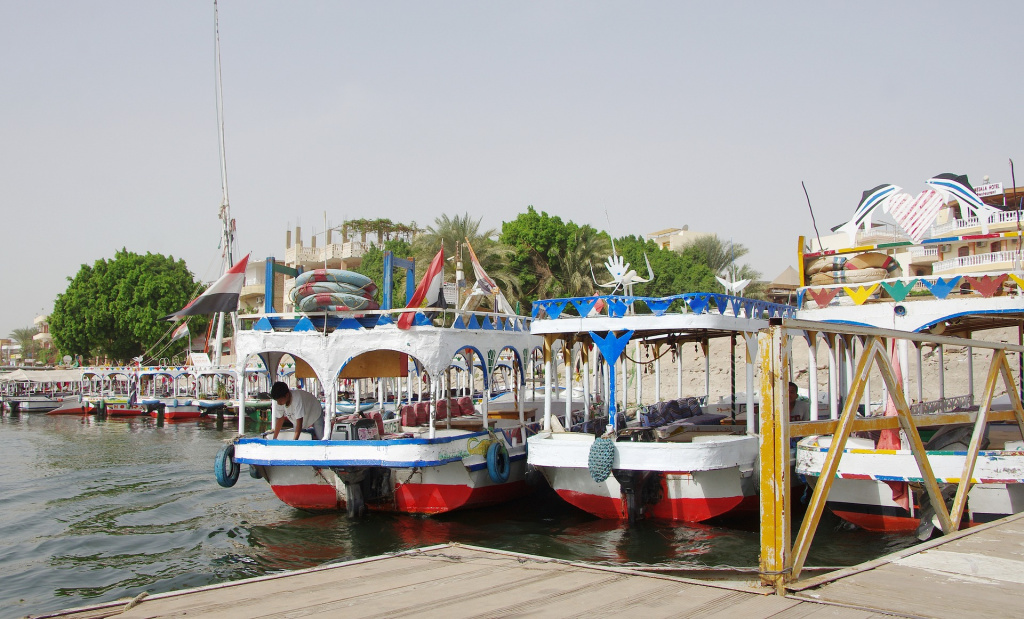 egypt egypt-3341309_1920.jpg